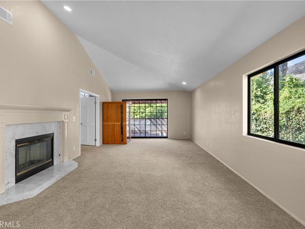 6056 Lake Lindero, Agoura Hills CA 91301