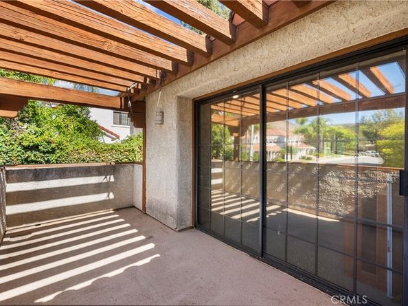 6056 Lake Lindero, Agoura Hills CA 91301