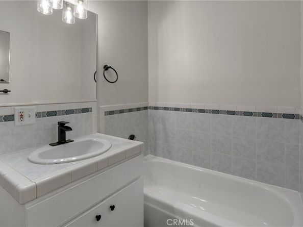 3868 S Redondo Boulevard, Los Angeles CA 90008