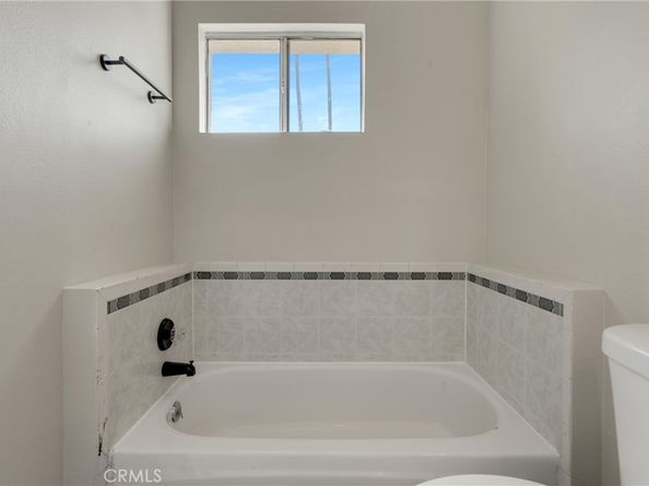 3868 S Redondo Boulevard, Los Angeles CA 90008