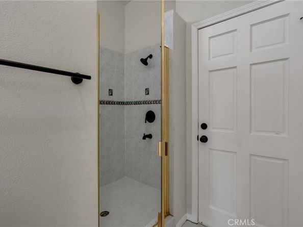 3868 S Redondo Boulevard, Los Angeles CA 90008