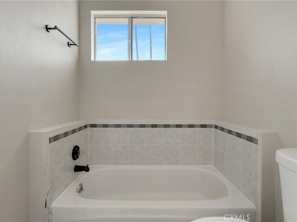 3868 S Redondo Boulevard, Los Angeles CA 90008