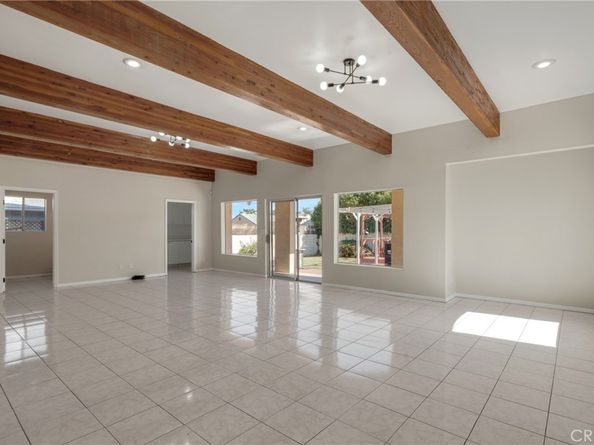 3868 S Redondo Boulevard, Los Angeles CA 90008