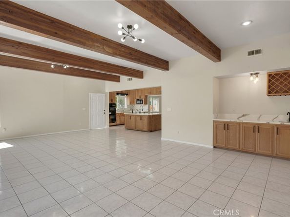 3868 S Redondo Boulevard, Los Angeles CA 90008