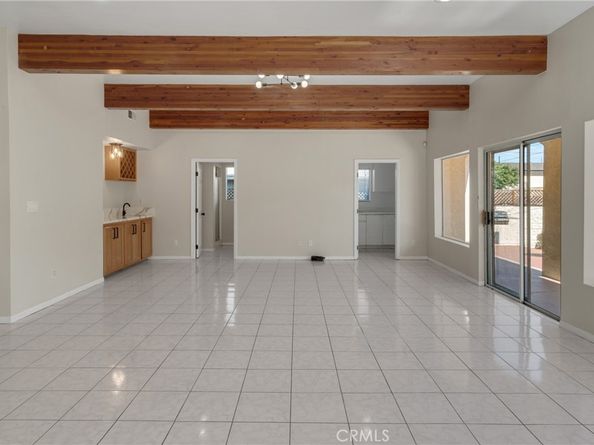 3868 S Redondo Boulevard, Los Angeles CA 90008