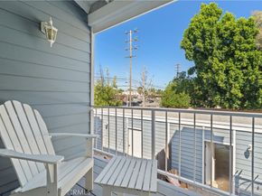 15735 Nordhoff 17, North Hills CA 91343
