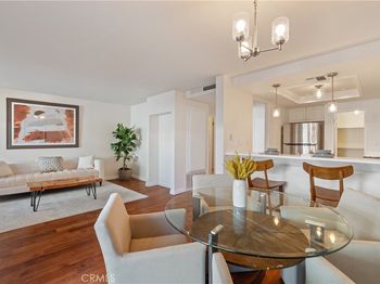 15735 Nordhoff