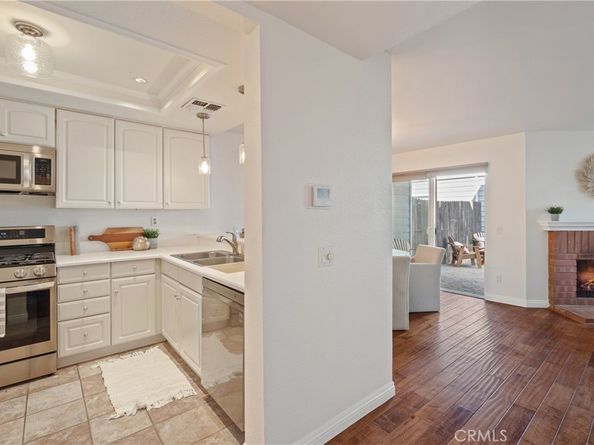 15735 Nordhoff 17, North Hills CA 91343