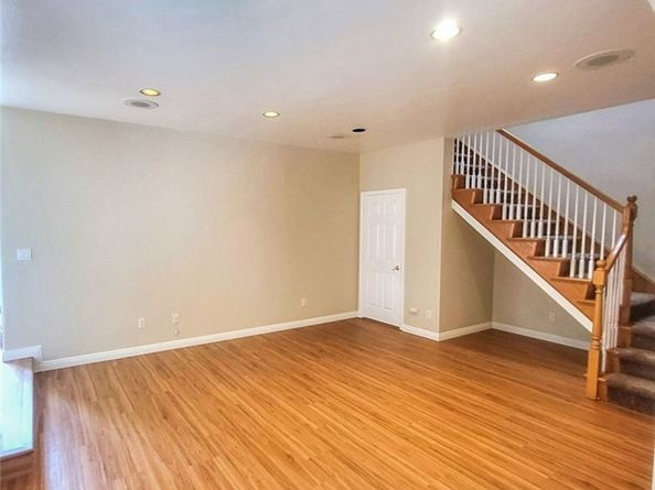 684 W 23rd Street, San Pedro CA 90731