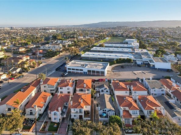 1118 Vincent Street B, Redondo Beach CA 90277