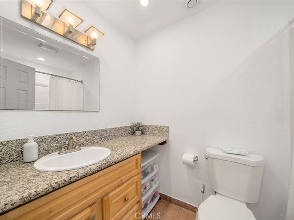 2507 E 15th 213, Long Beach CA 90804