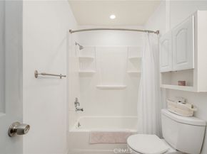 2507 E 15th 213, Long Beach CA 90804