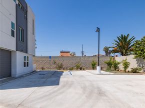121 E 223rd Street 1, Carson CA 90745