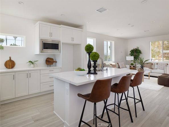 121 E 223rd Street 1, Carson CA 90745
