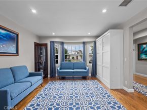 1903 N Screenland, Burbank CA 91505