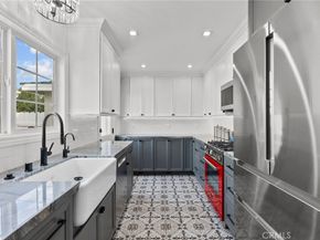 1903 N Screenland, Burbank CA 91505