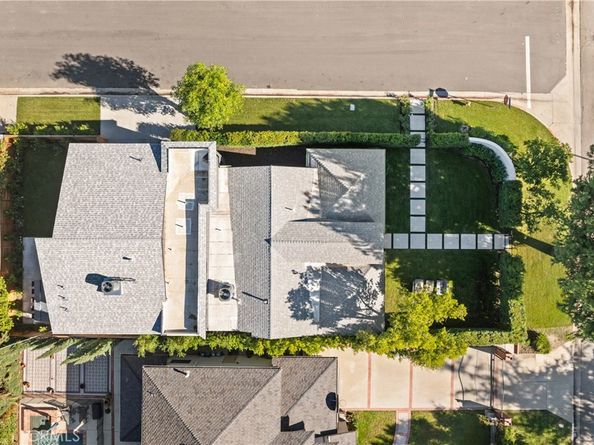 13541 Chandler Boulevard, Sherman Oaks CA 91401