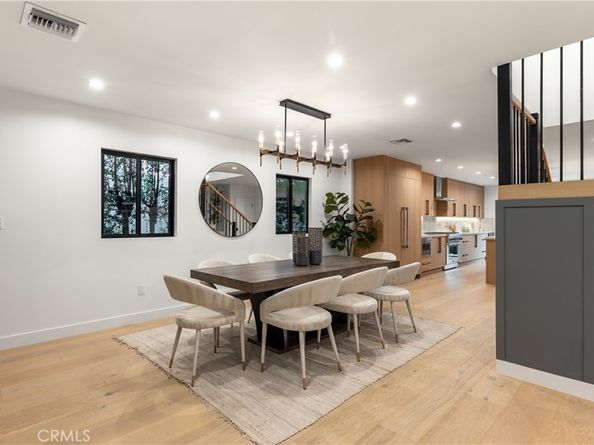 13541 Chandler Boulevard, Sherman Oaks CA 91401