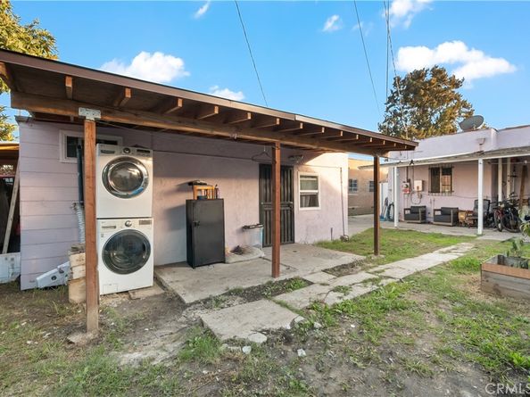 641 W 108th, Los Angeles CA 90044