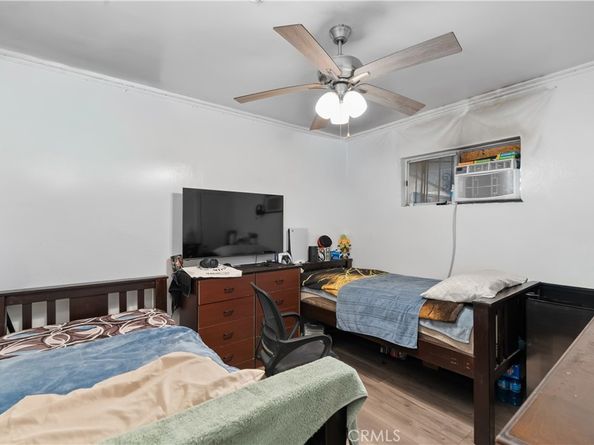 641 W 108th, Los Angeles CA 90044