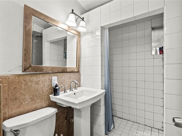 13191 13189 Herron Street, Sylmar CA 91342