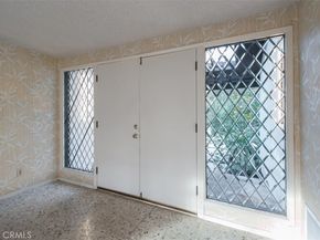 19291 Berclair Lane, Tarzana CA 91356