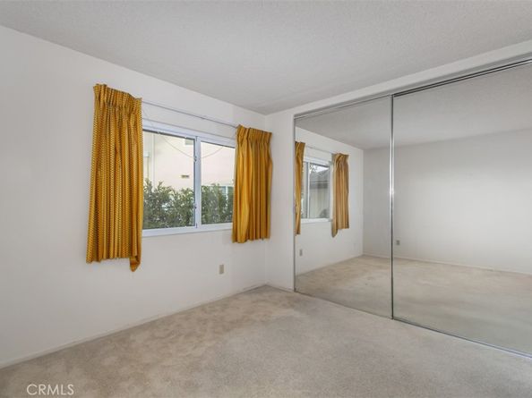 19291 Berclair Lane, Tarzana CA 91356