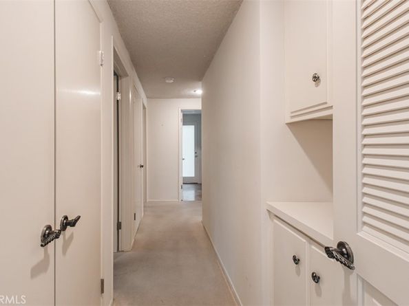 19291 Berclair Lane, Tarzana CA 91356