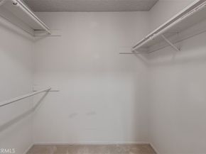 19291 Berclair Lane, Tarzana CA 91356