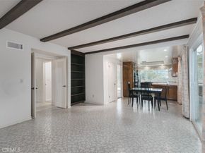 19291 Berclair Lane, Tarzana CA 91356