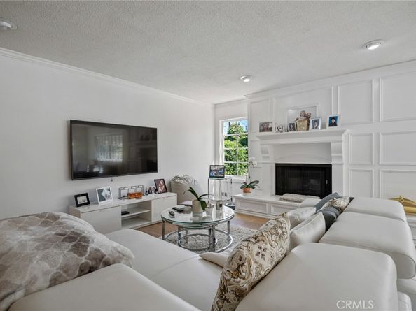 4420 Conchita Way, Tarzana CA 91356