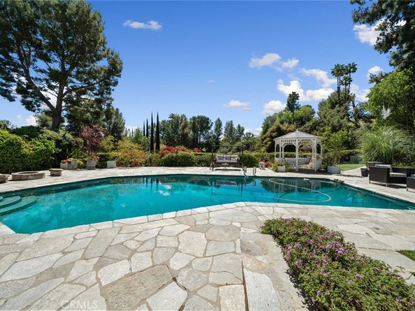 4420 Conchita Way, Tarzana CA 91356