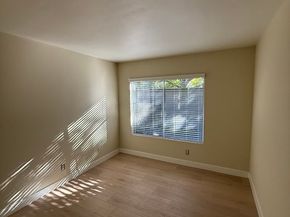 15766 Midwood 4, Granada Hills CA 91344