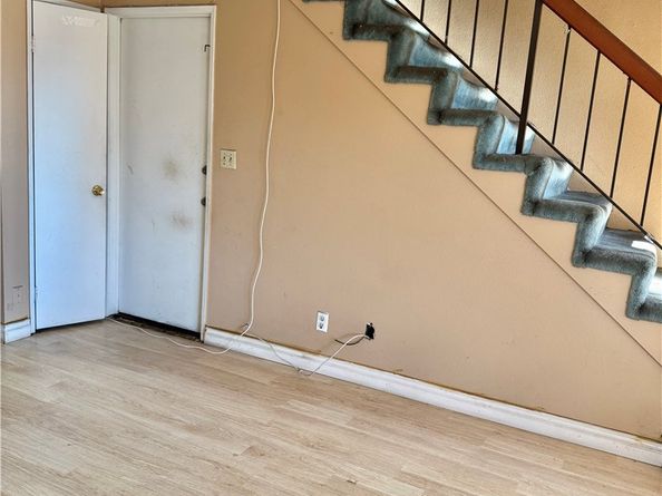 8745 Willis 107, Panorama City CA 91402