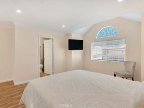 8958 Burnet Avenue E6, North Hills CA 91343