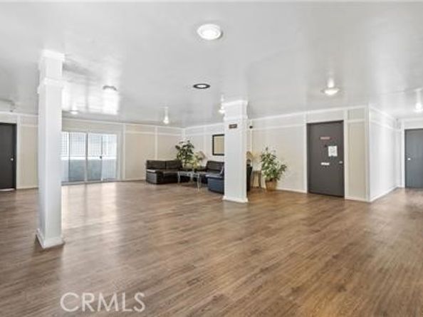 5412 Lindley 110, Encino CA 91316