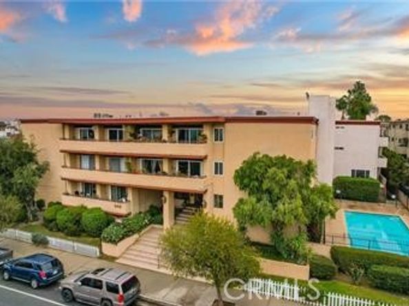 5412 Lindley 110, Encino CA 91316