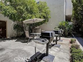 5412 Lindley 110, Encino CA 91316