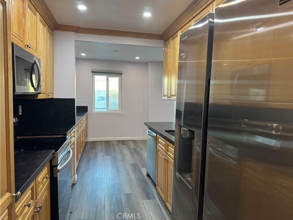 5412 Lindley 110, Encino CA 91316