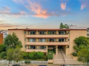 5412 Lindley 110, Encino CA 91316