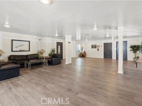 5412 Lindley 110, Encino CA 91316