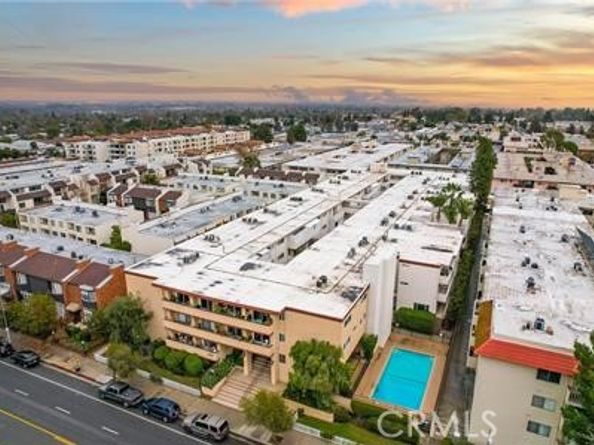 5412 Lindley 110, Encino CA 91316