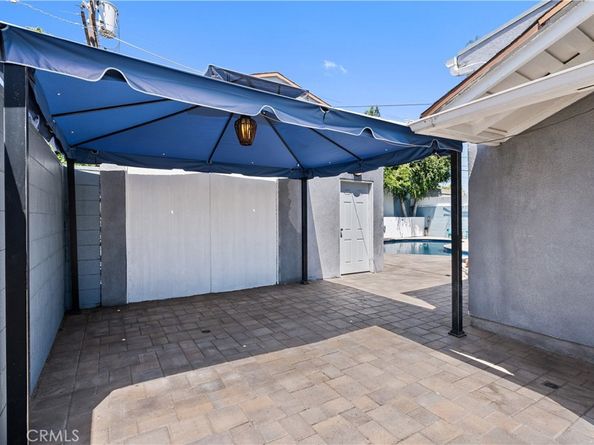 6443 Bakman, North Hollywood CA 91606