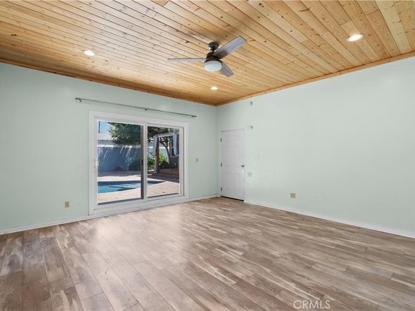 6443 Bakman, North Hollywood CA 91606