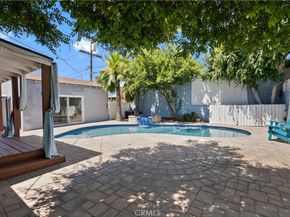 6443 Bakman, North Hollywood CA 91606