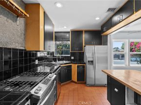 6443 Bakman, North Hollywood CA 91606