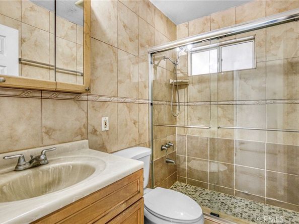 2662 Rich Street, Los Angeles CA 90039