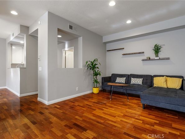 7325 Vassar, Canoga Park CA 91303