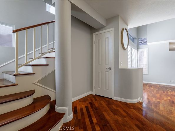 7325 Vassar, Canoga Park CA 91303