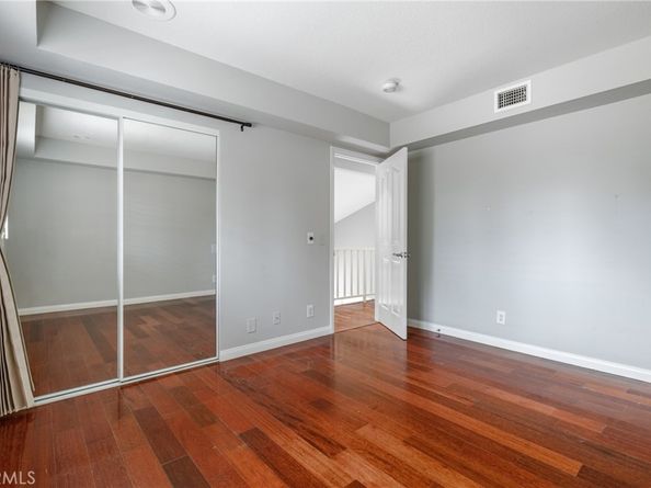 7325 Vassar, Canoga Park CA 91303